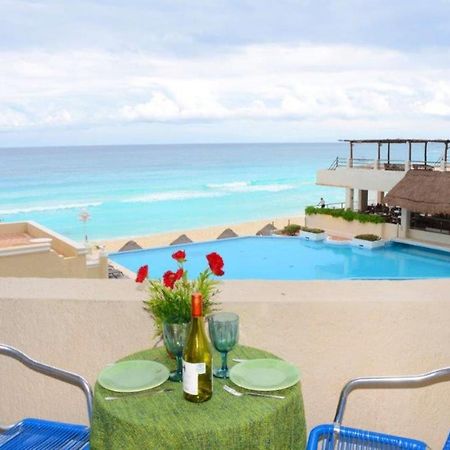 Ocean Front Suite, Balcony, Kitchen. Cancun Bagian luar foto