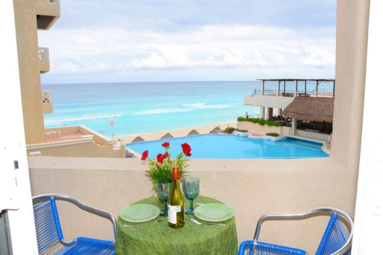Ocean Front Suite, Balcony, Kitchen. Cancun Bagian luar foto
