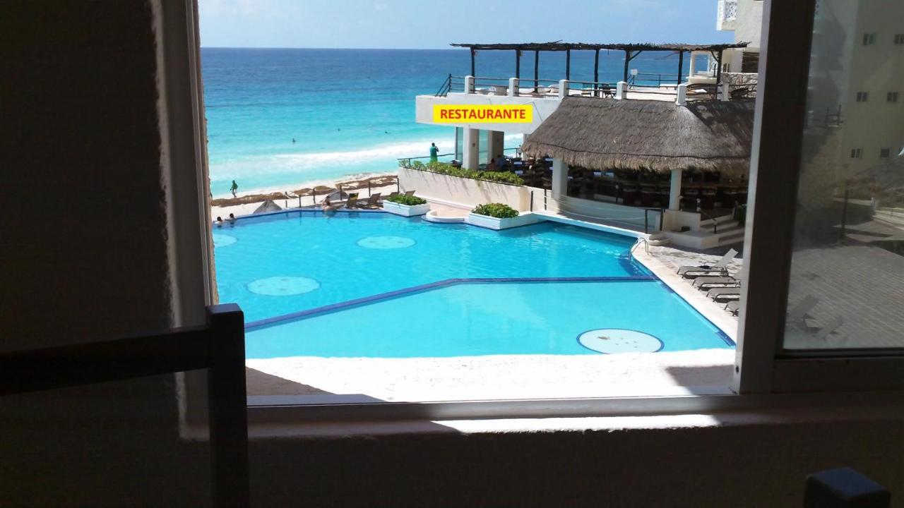 Ocean Front Suite, Balcony, Kitchen. Cancun Bagian luar foto